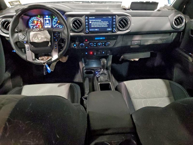 Фото 8 - TOYOTA TACOMA