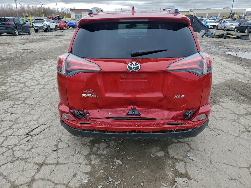 Фото 6 - TOYOTA RAV4
