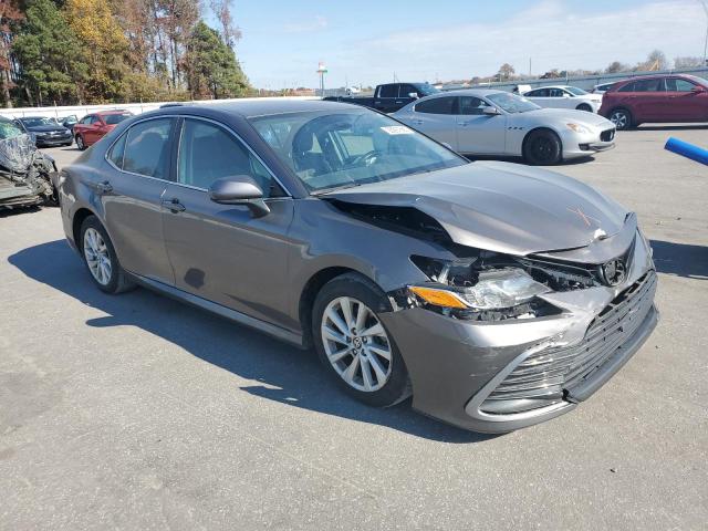 Фото 4 - TOYOTA CAMRY