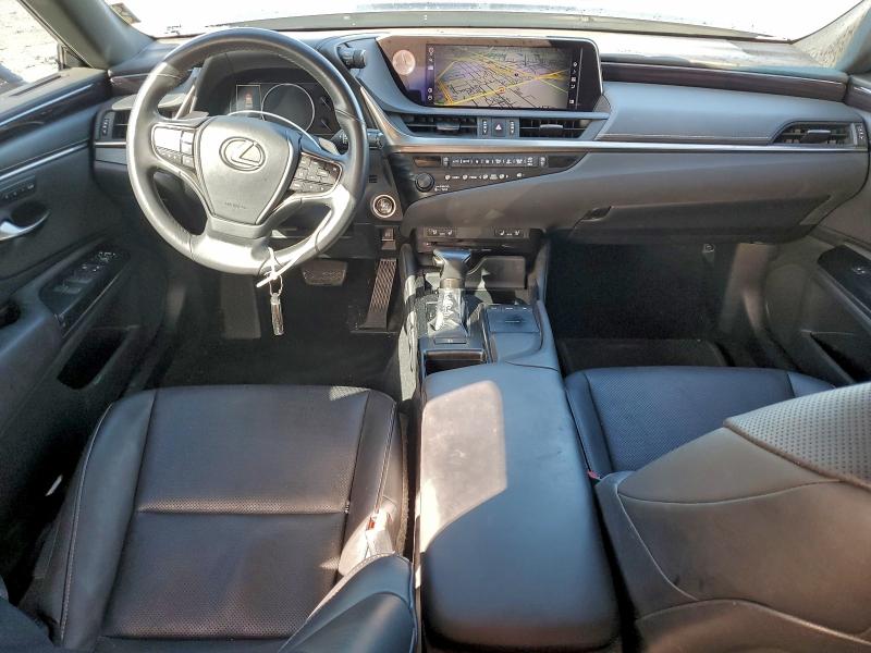 Фото 8 - LEXUS ES350