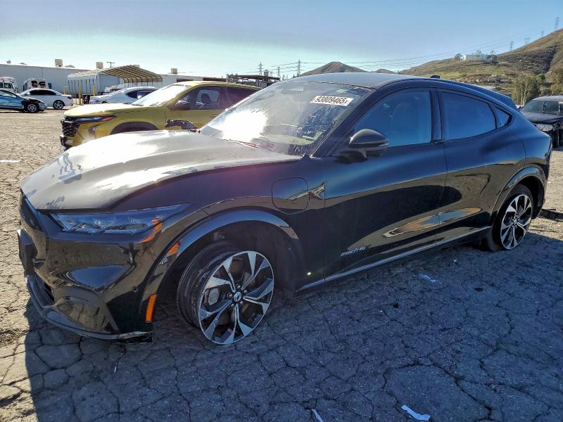 Фото 1 - FORD MUSTANG