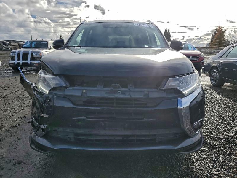 Фото 5 - MITSUBISHI OUTLANDER