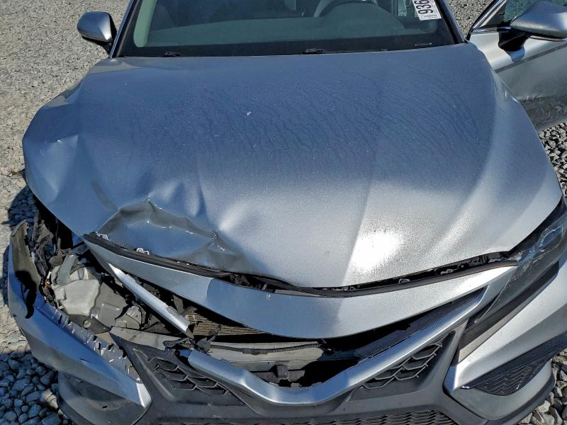 Фото 11 - TOYOTA CAMRY