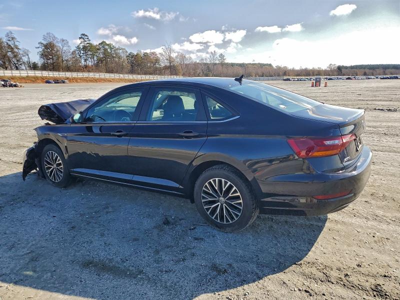 Фото 2 - VOLKSWAGEN JETTA