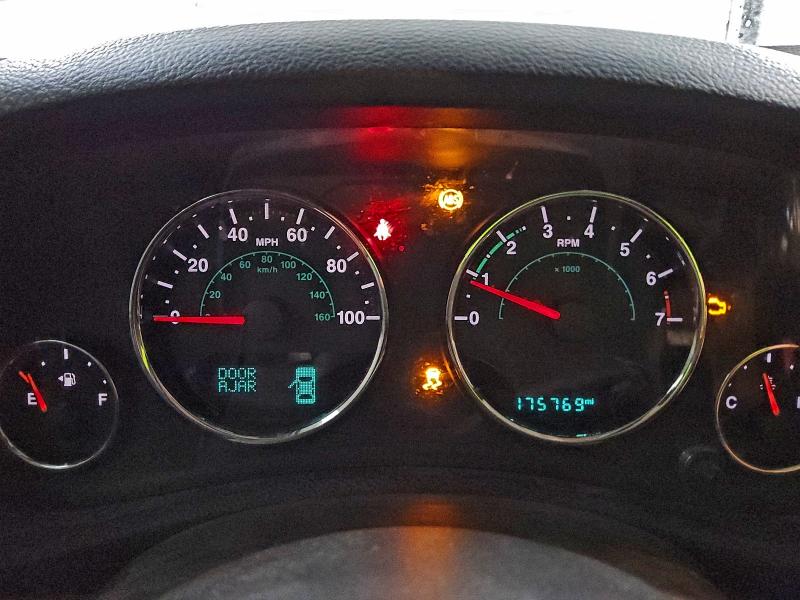 Фото 9 - JEEP WRANGLER