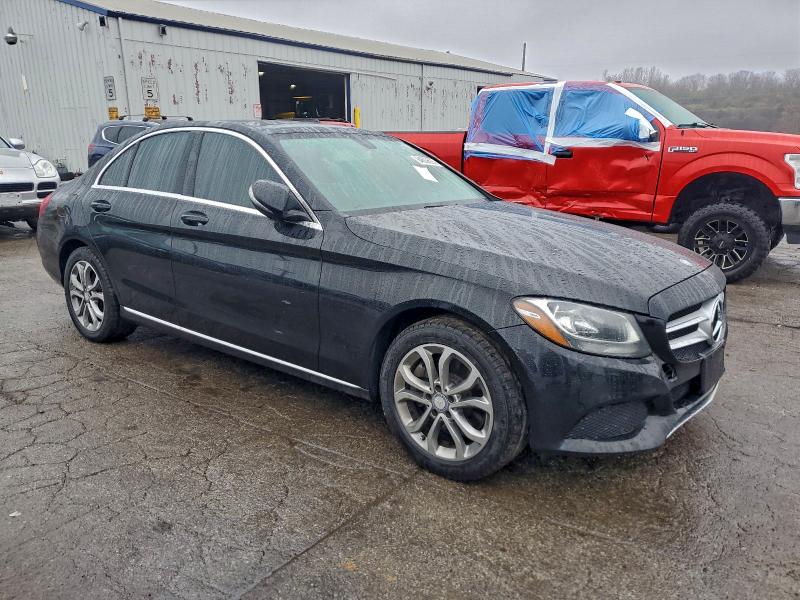 Фото 4 - MERCEDES-BENZ C-CLASS