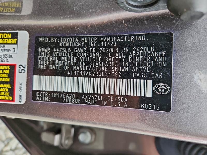 Фото 12 - TOYOTA CAMRY