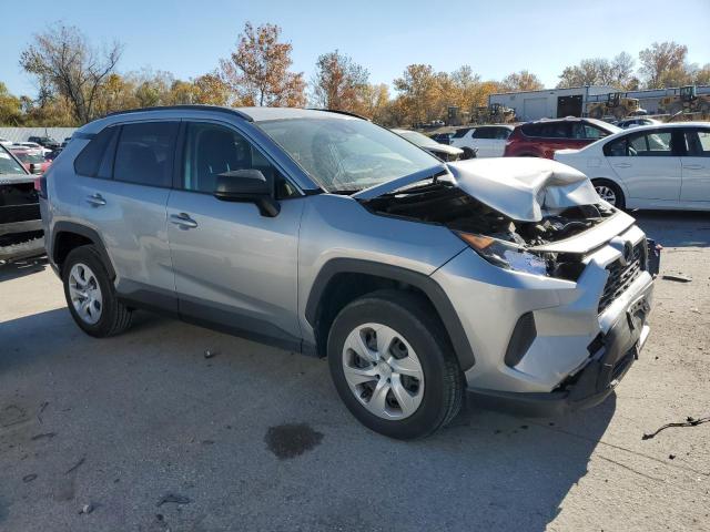 Фото 4 - TOYOTA RAV4