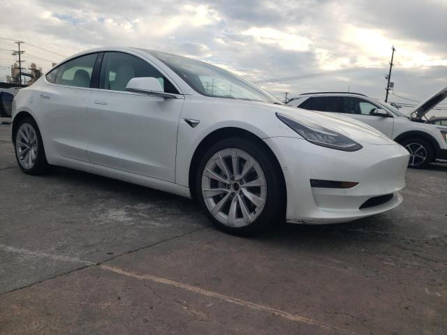 Фото 4 - TESLA MODEL 3