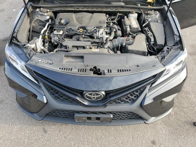 Фото 11 - TOYOTA CAMRY