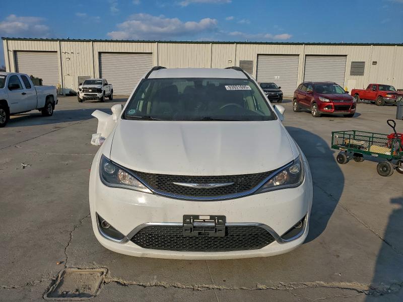 Фото 5 - CHRYSLER PACIFICA