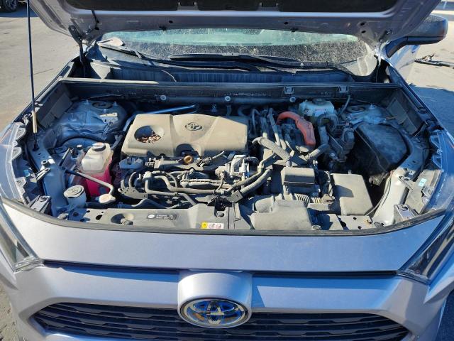 Фото 11 - TOYOTA RAV4