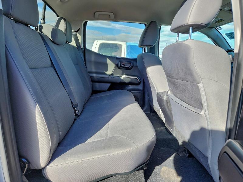 Фото 10 - TOYOTA TACOMA