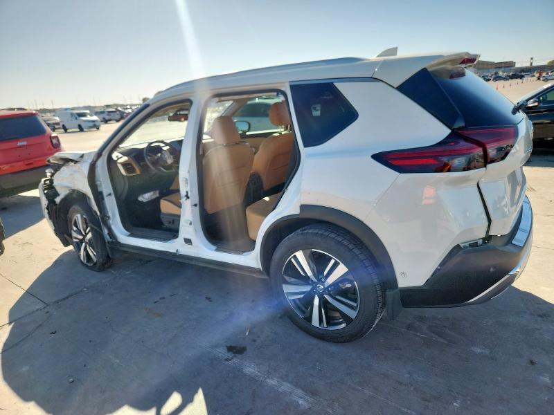 Фото 2 - NISSAN ROGUE