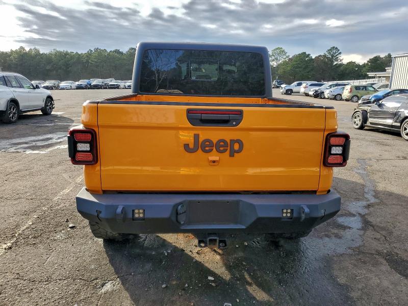 Фото 6 - JEEP GLADIATOR