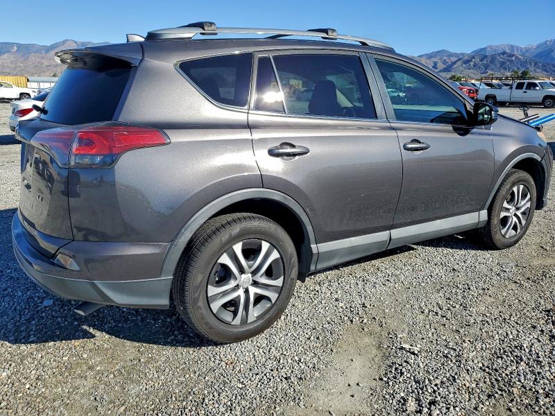 Фото 3 - TOYOTA RAV4