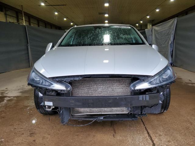 Фото 5 - HYUNDAI ELANTRA