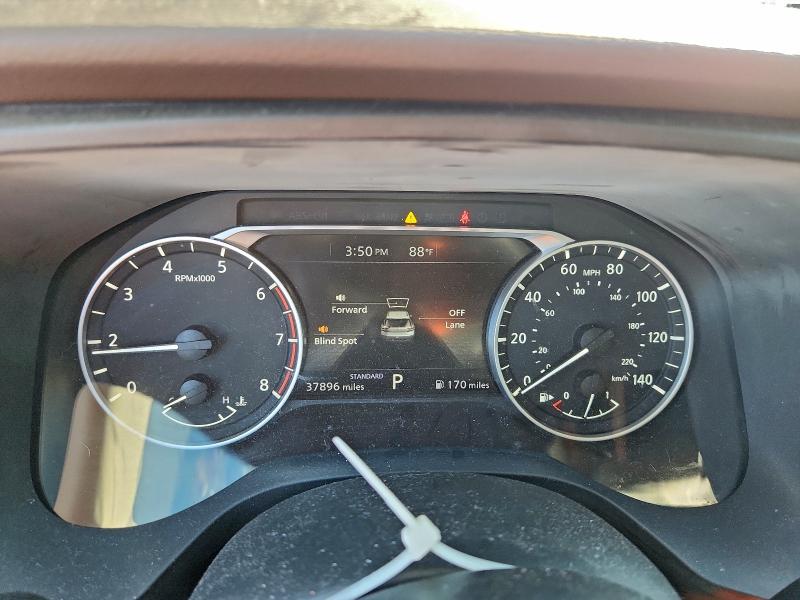 Фото 9 - NISSAN ROGUE