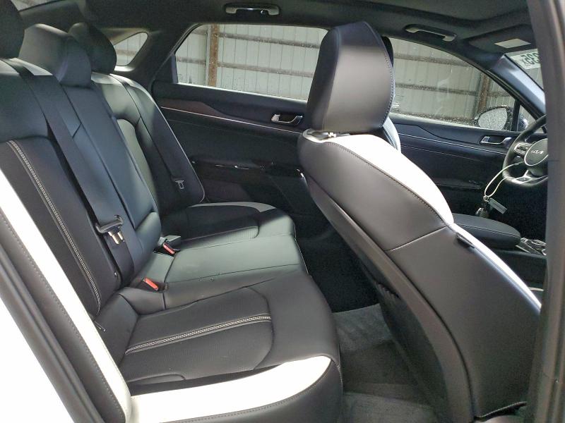 Фото 10 - KIA K5