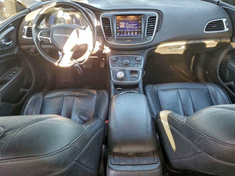 Фото 8 - CHRYSLER 200