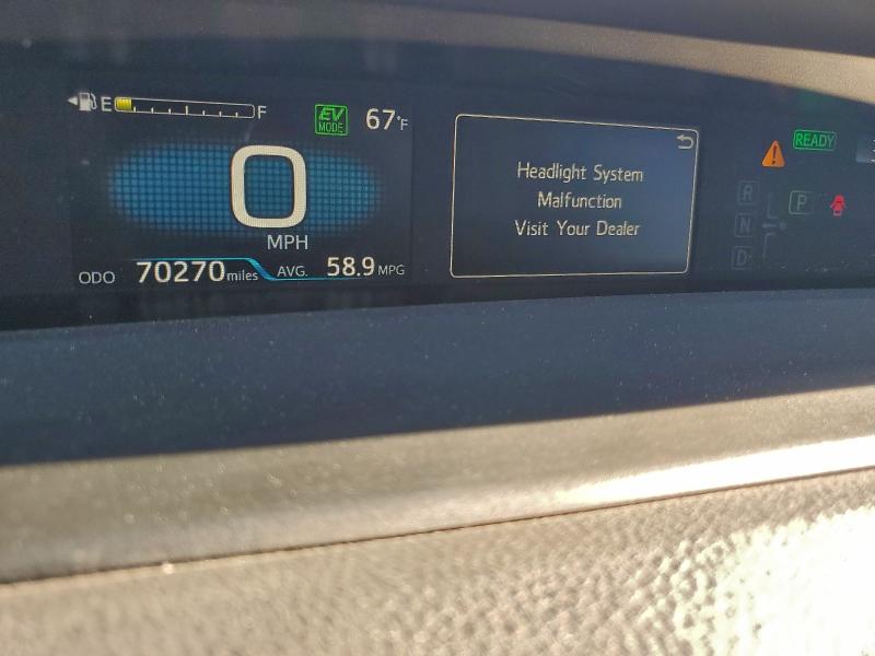 Фото 9 - TOYOTA PRIUS