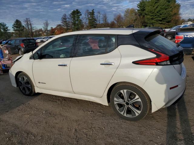 Фото 2 - NISSAN LEAF