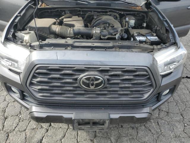 Фото 11 - TOYOTA TACOMA