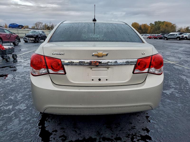 Фото 6 - CHEVROLET CRUZE