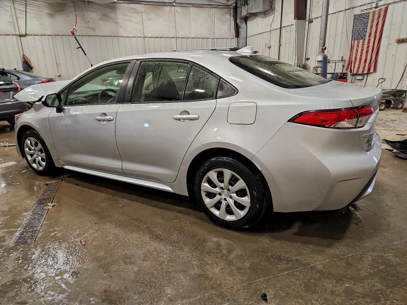 Фото 2 - TOYOTA COROLLA