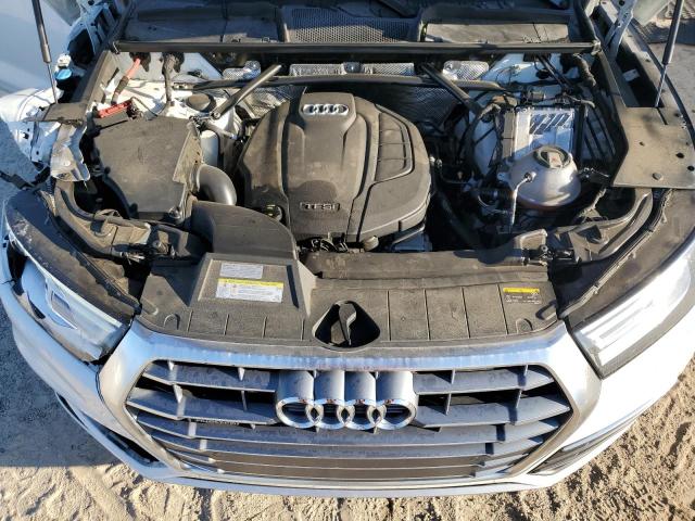 Фото 12 - AUDI Q5