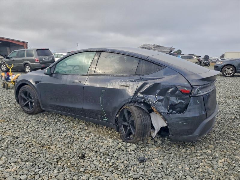 Фото 2 - TESLA MODEL Y