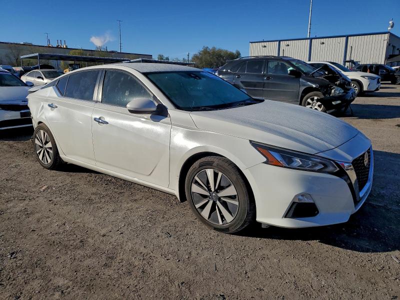 Фото 4 - NISSAN ALTIMA