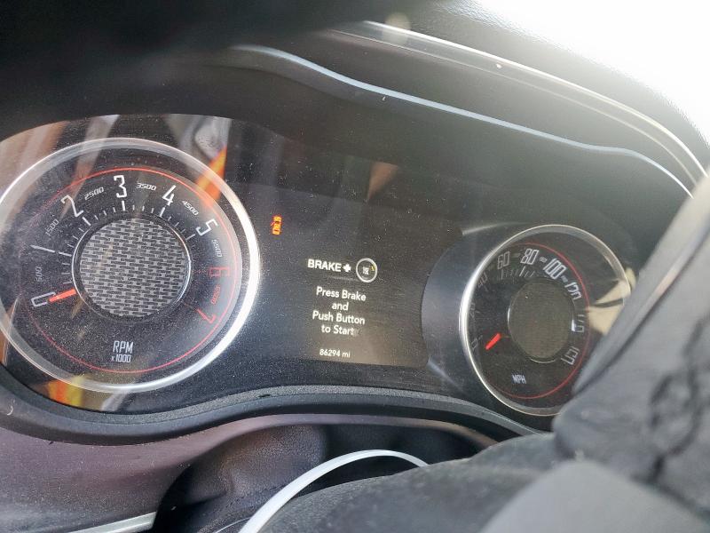 Фото 9 - DODGE CHALLENGER