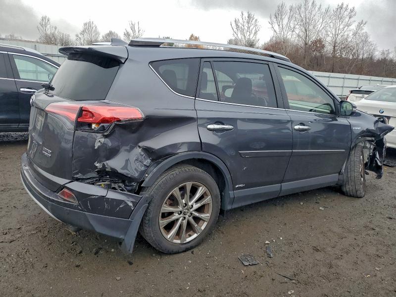 Фото 3 - TOYOTA RAV4