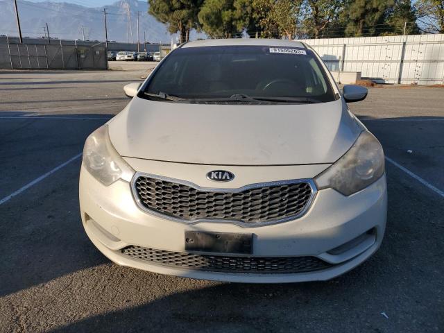 Фото 5 - KIA FORTE