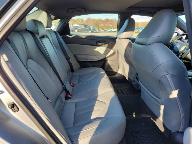 Фото 10 - TOYOTA AVALON