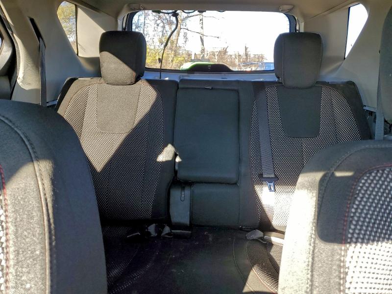 Фото 10 - CHEVROLET EQUINOX