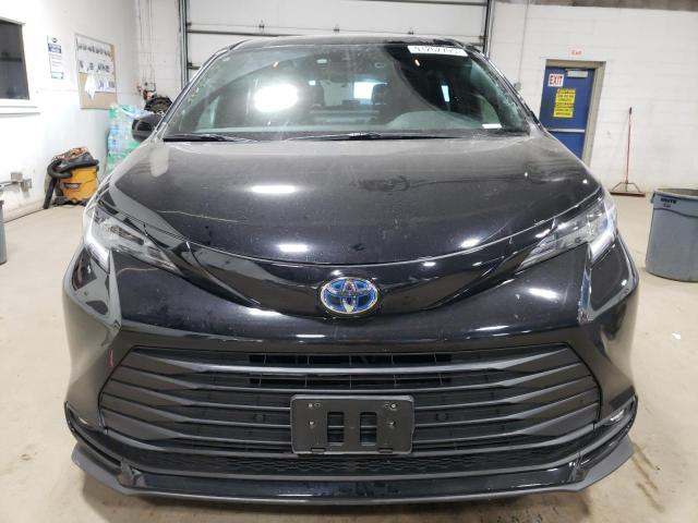 Фото 5 - TOYOTA SIENNA