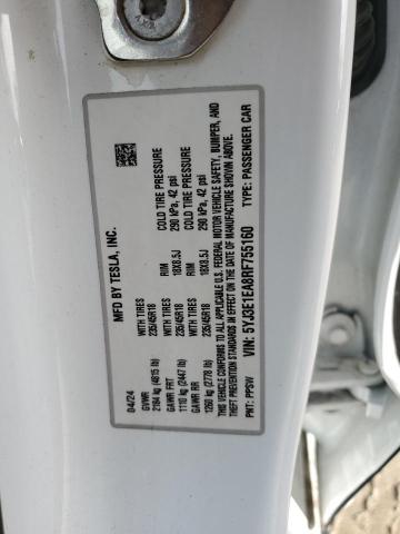 Фото 12 - TESLA MODEL 3