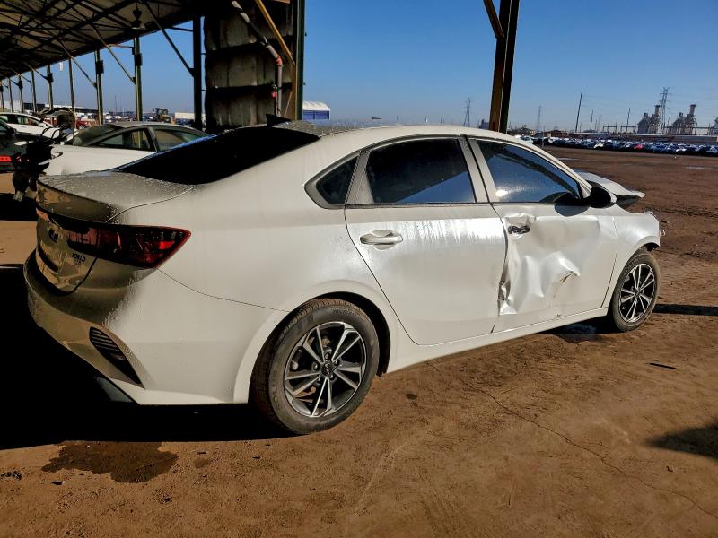 Фото 3 - KIA FORTE