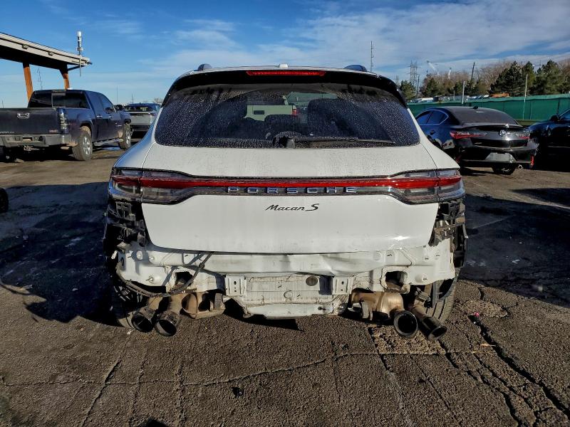 Фото 6 - PORSCHE MACAN
