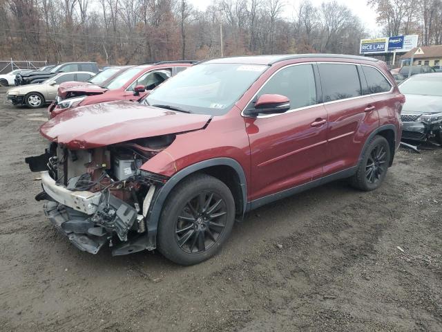 Фото 1 - TOYOTA HIGHLANDER