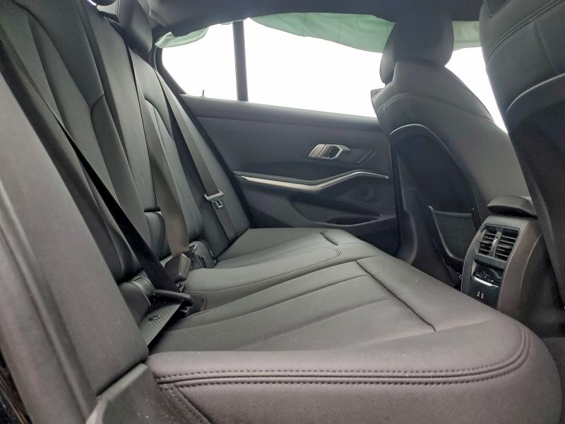 Фото 10 - BMW 3 SERIES