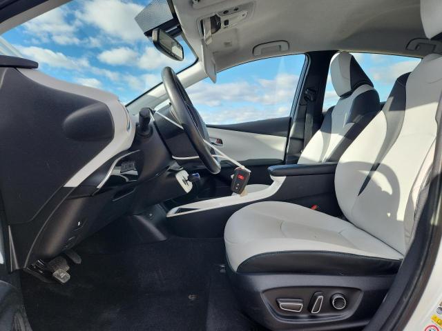 Фото 7 - TOYOTA PRIUS