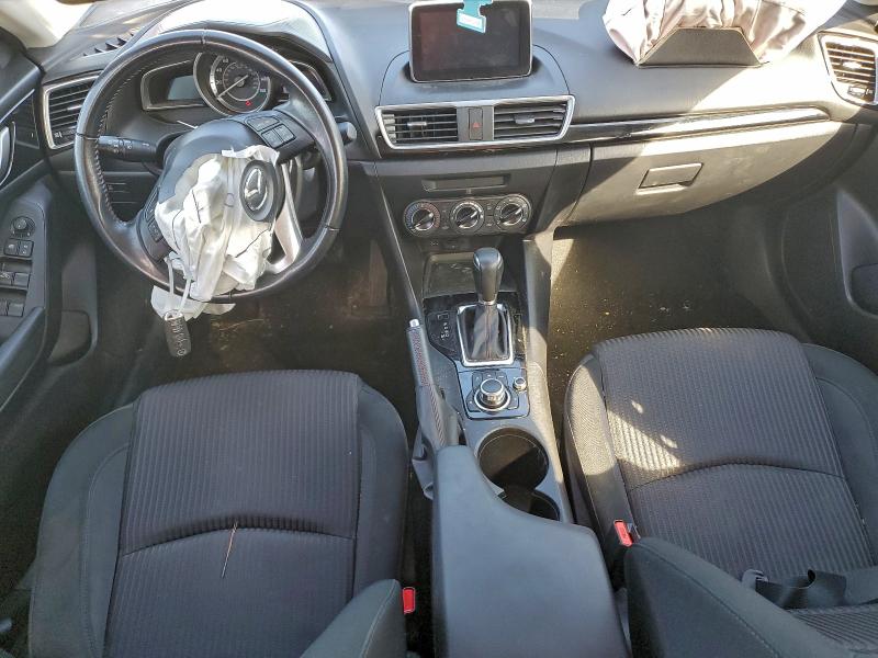 Фото 8 - MAZDA 3