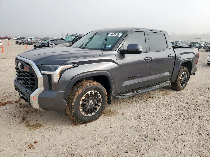 Фото 1 - TOYOTA TUNDRA