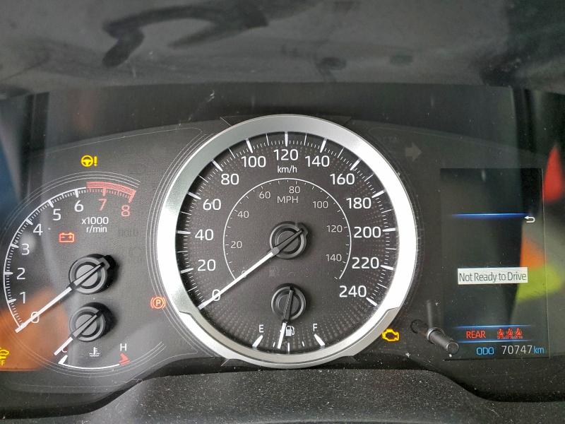 Фото 9 - TOYOTA COROLLA