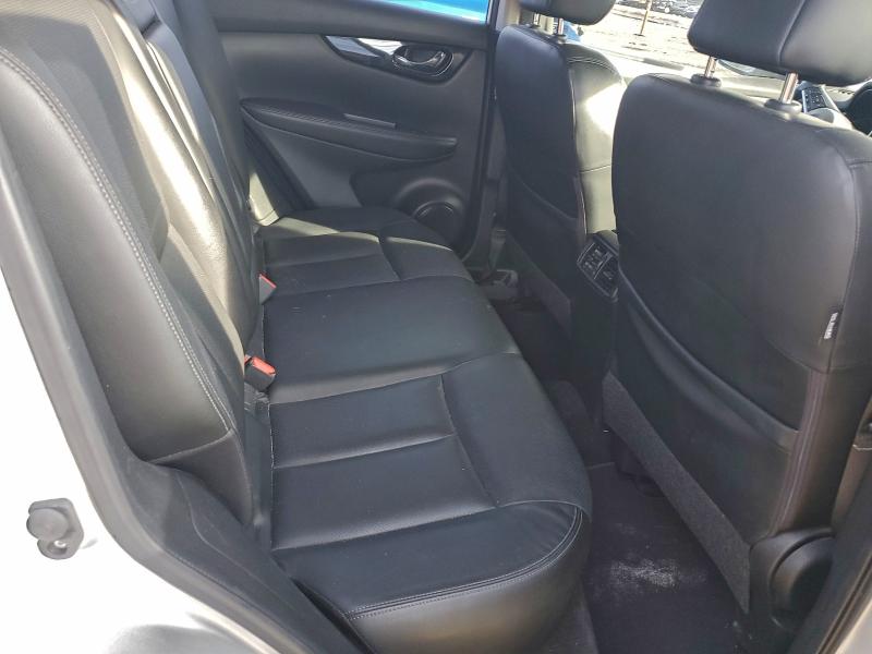 Фото 10 - NISSAN ROGUE