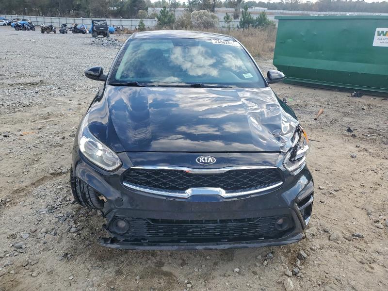 Фото 5 - KIA FORTE