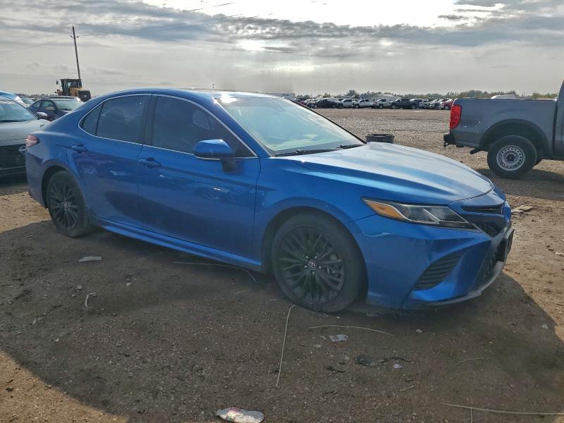 Фото 4 - TOYOTA CAMRY